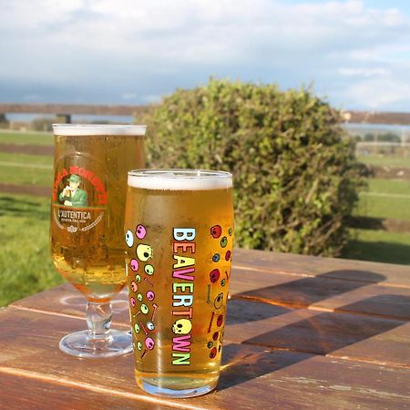The Chequers Inn Rookley Buitenkant foto